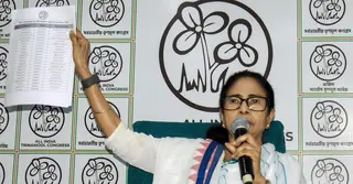 পদত্যাগ করবো না, আমরা ষড়যন্ত্রের শিকার: মমতা বন্দ্যোপাধ্যায়
